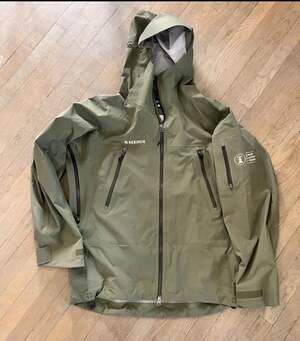 Beringia Men's St. Elias Jacket Olive Green Waterproof Shell Size M